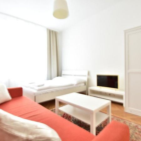 Universum Apartment 3 Вена Экстерьер фото