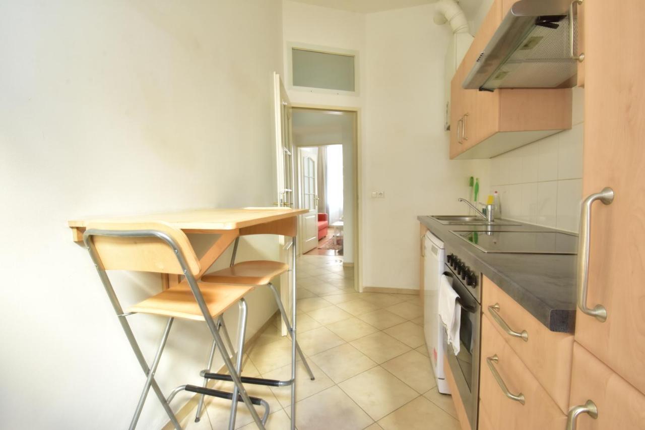 Universum Apartment 3 Вена Экстерьер фото