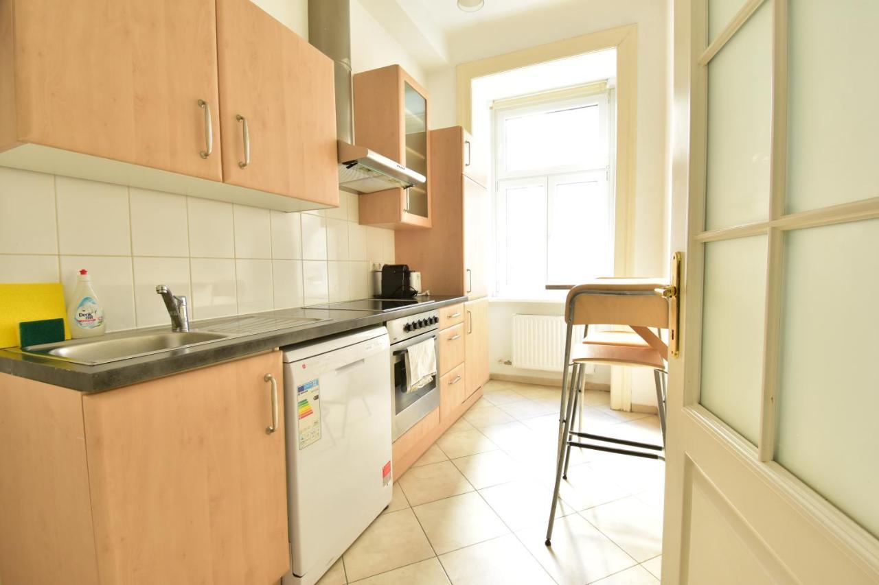 Universum Apartment 3 Вена Экстерьер фото