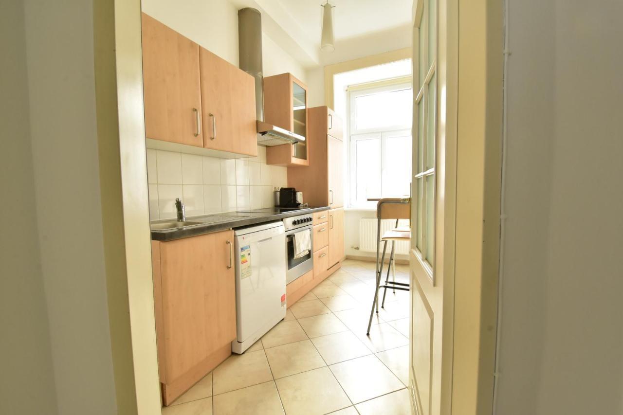 Universum Apartment 3 Вена Экстерьер фото